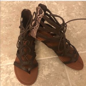 Rampage Brown Snakeskin Sandals